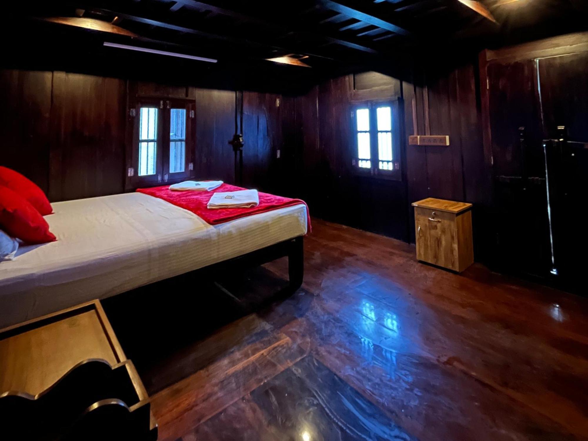 Nature Castle -Traditional Villa,Vattavada Kottakamboor Luaran gambar