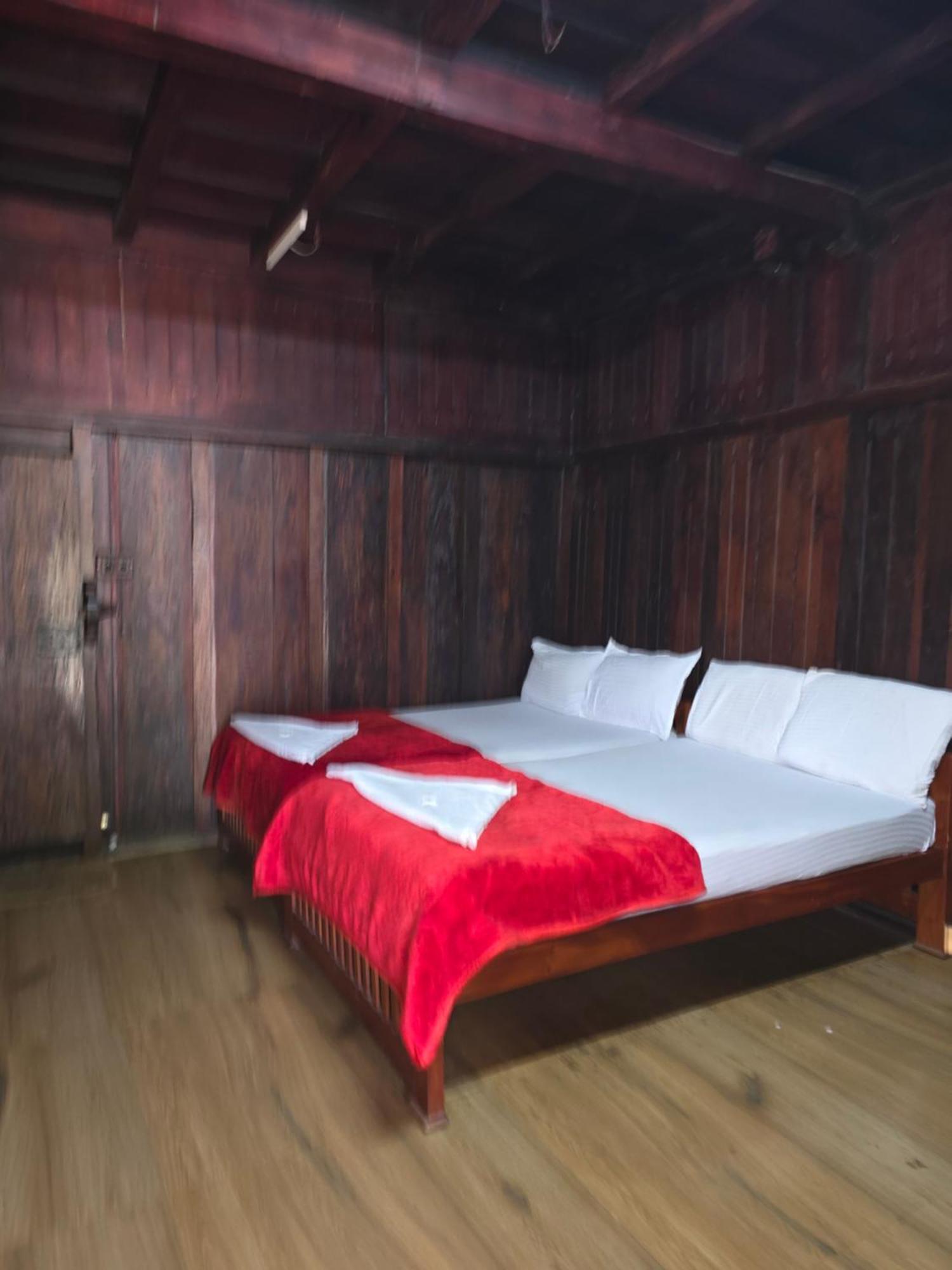 Nature Castle -Traditional Villa,Vattavada Kottakamboor Luaran gambar